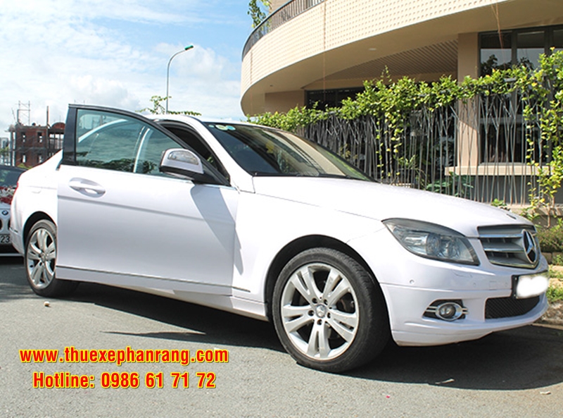 Xe Mercedes đưa đón sân bay Cam Ranh về Phan Rang và ngược lại