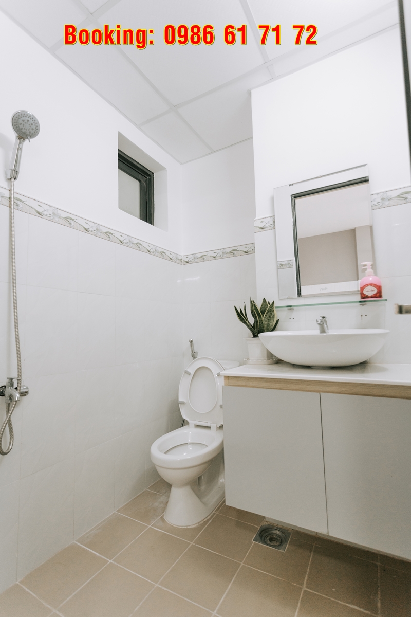 Nhà vệ sinh của căn hộ chung cư Phú Thịnh Plaza view biển Bình Sơn