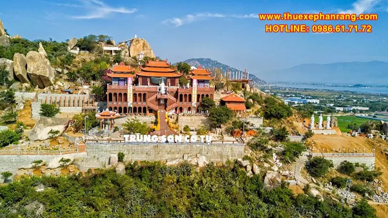 Toàn cảnh chùa Trùng Sơn Cổ Tự tại huyện Ninh Hải, Ninh Thuận