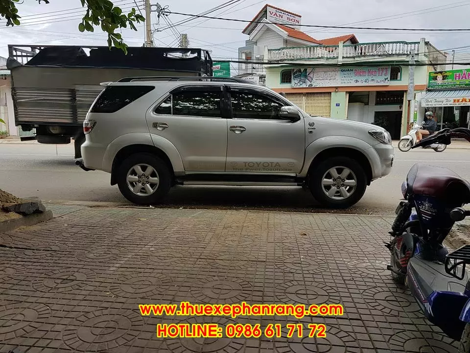 Thuê xe 7 chỗ Fortuner đời mới di chuyển tại Phan Rang Ninh Thuận