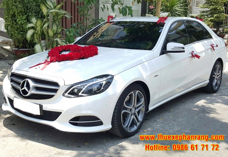 Thuê xe Mercedes đưa đón cô dâu đám cưới chuyên nghiệp tại Phan Rang Ninh Thuận