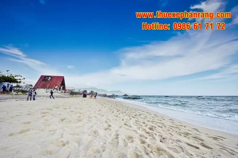 Thuê xe đời mới du lịch Biển Cà Ná tại Phan Rang Tháp Chàm, Ninh Thuận