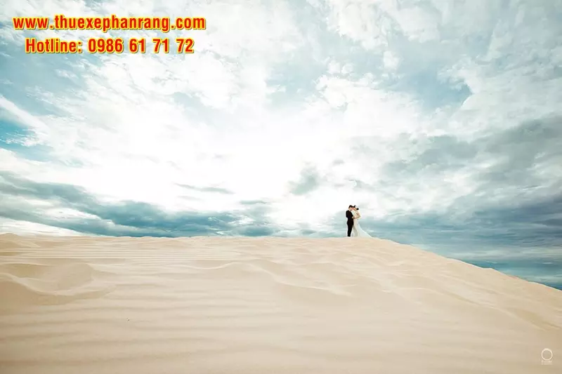 Thuê xe du lịch đời mới chất lượng cao ở Thuê Xe Phan Rang đi tham quan Đồi cát Nam Cương